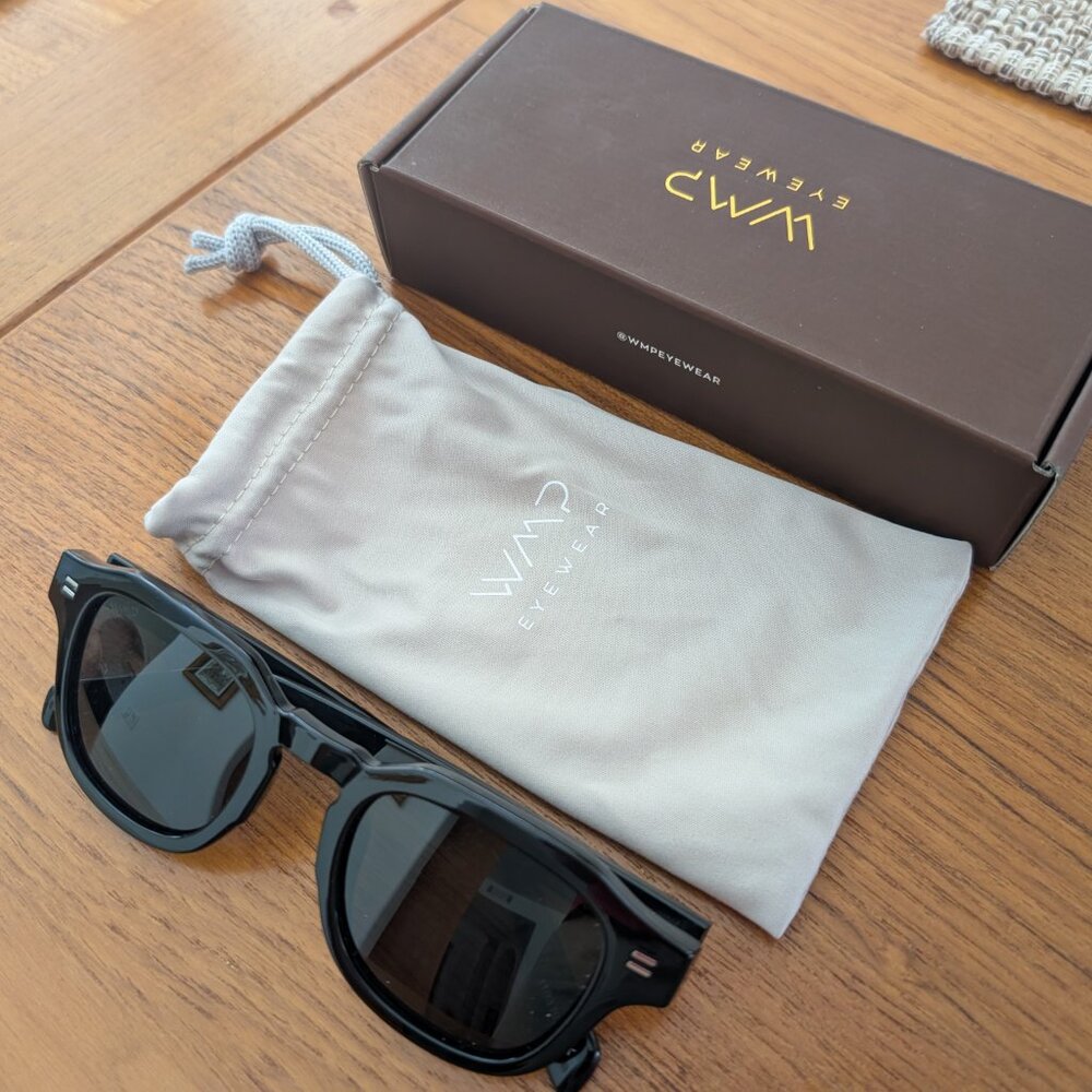 WMP NELSON Retro 60's Style Sunglasses (black, new)